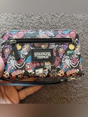 Stranger things netflex wallet
